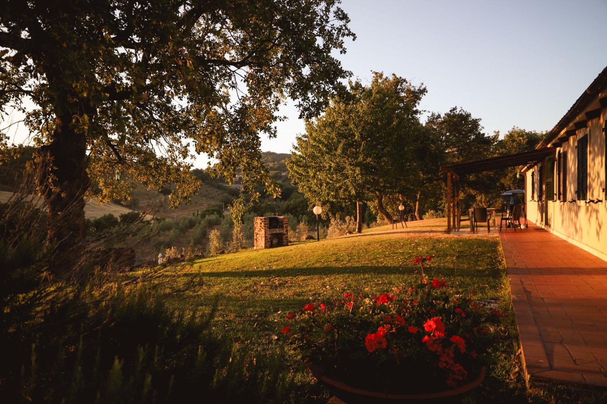 Bio Agriturismo Poggio Aione Saturnia Eksteriør billede