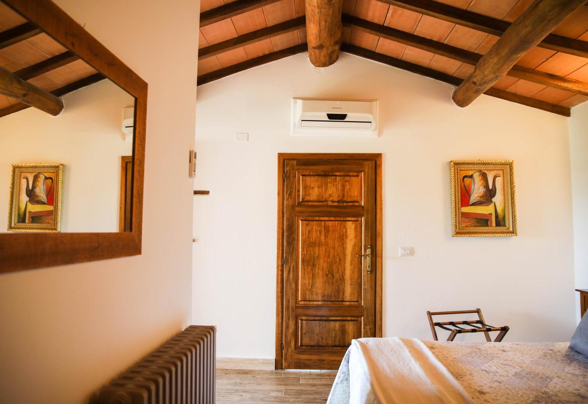 Bio Agriturismo Poggio Aione Saturnia Eksteriør billede